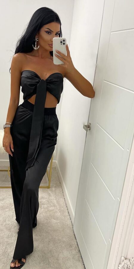 Alessandra Sets Black