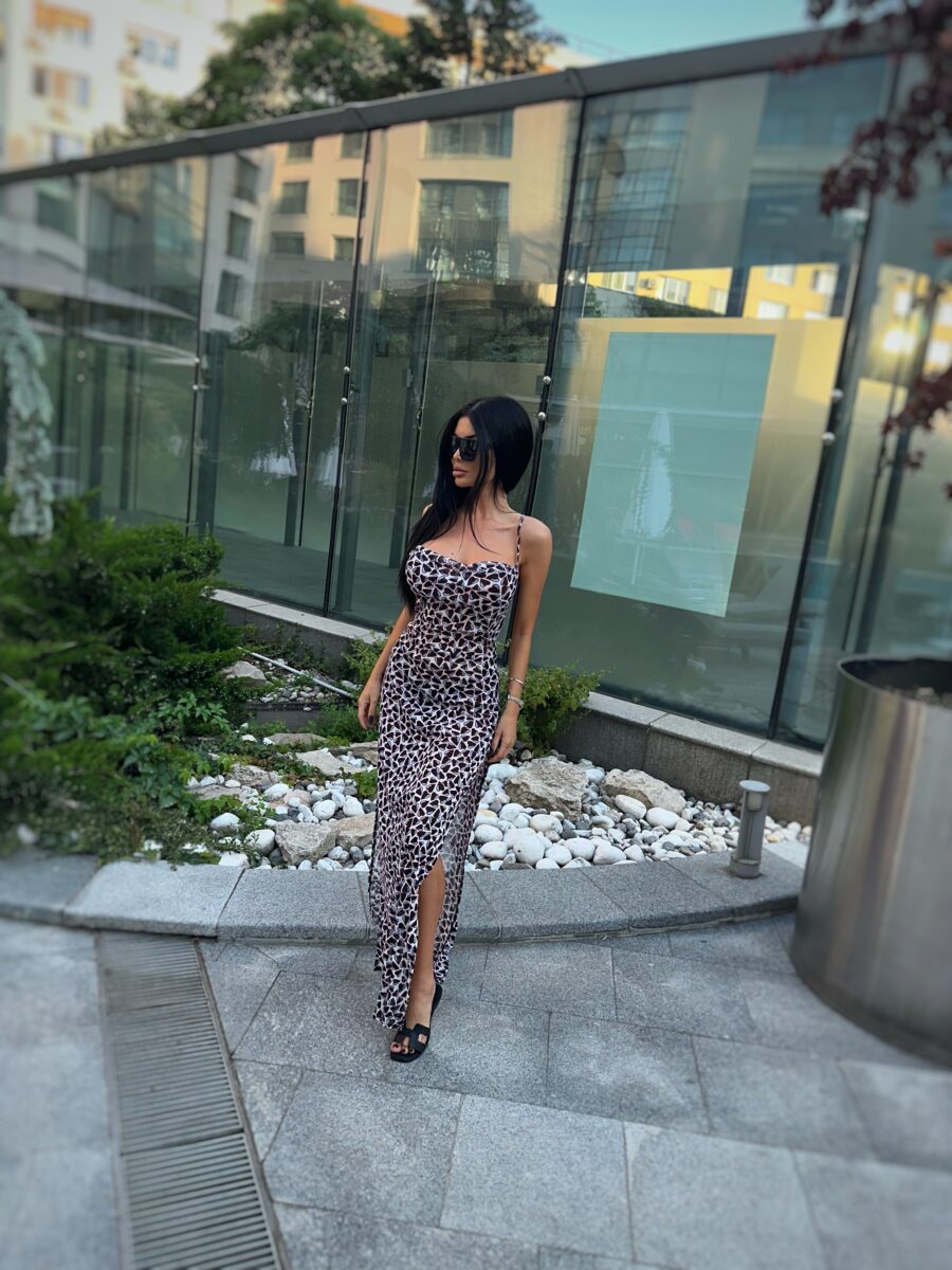 Rochie Larry