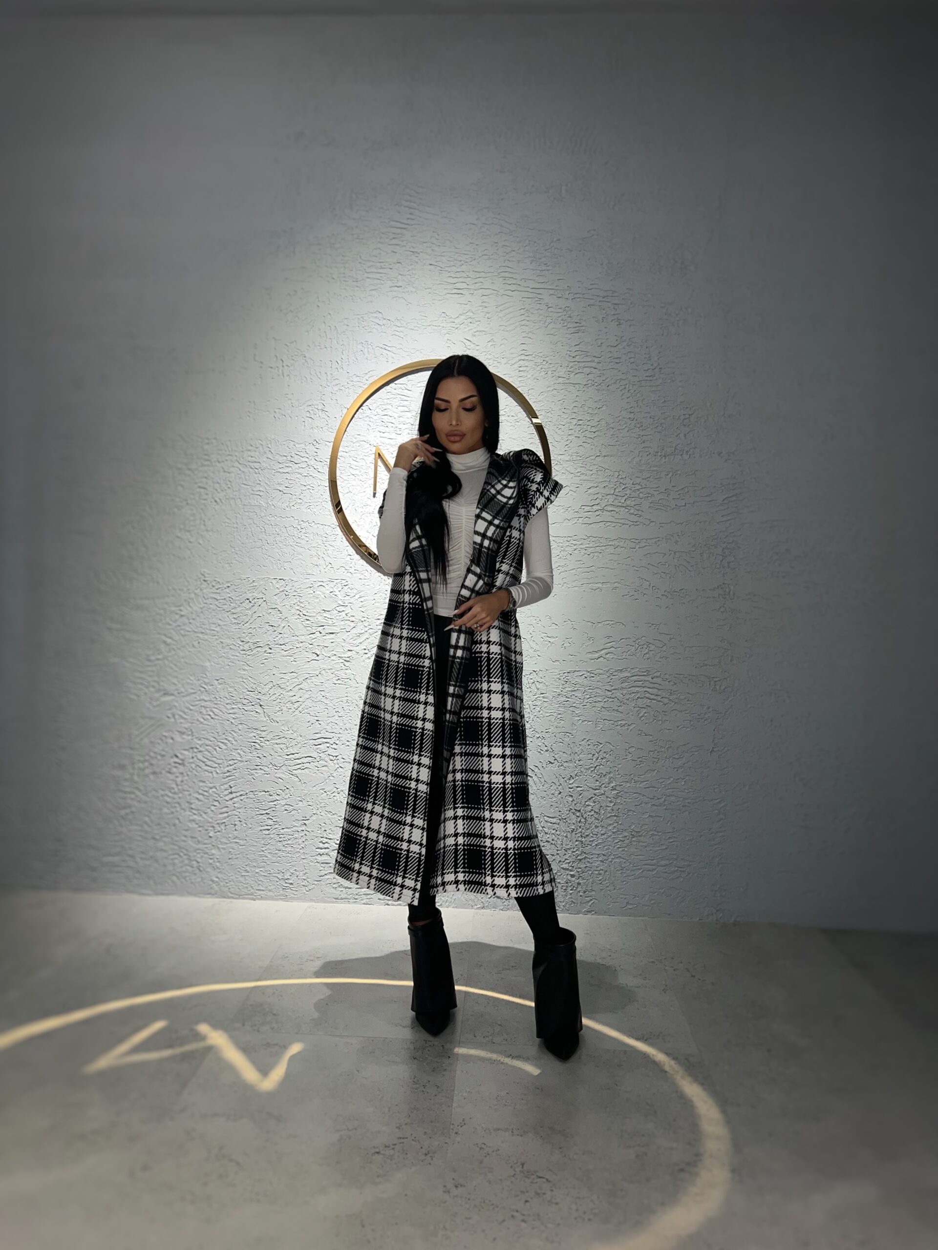 Vesta Monochrome millionette 7 Vesta Monochrome millionette - imagine 7