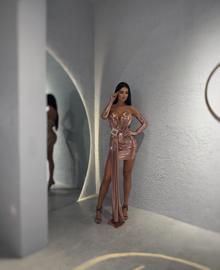Rochie Diora roz