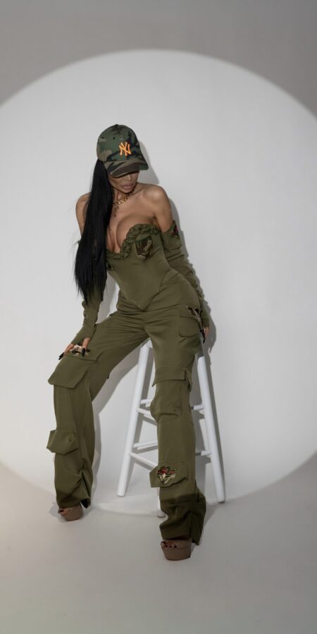 Alternative view of Set Army Muse Kaki